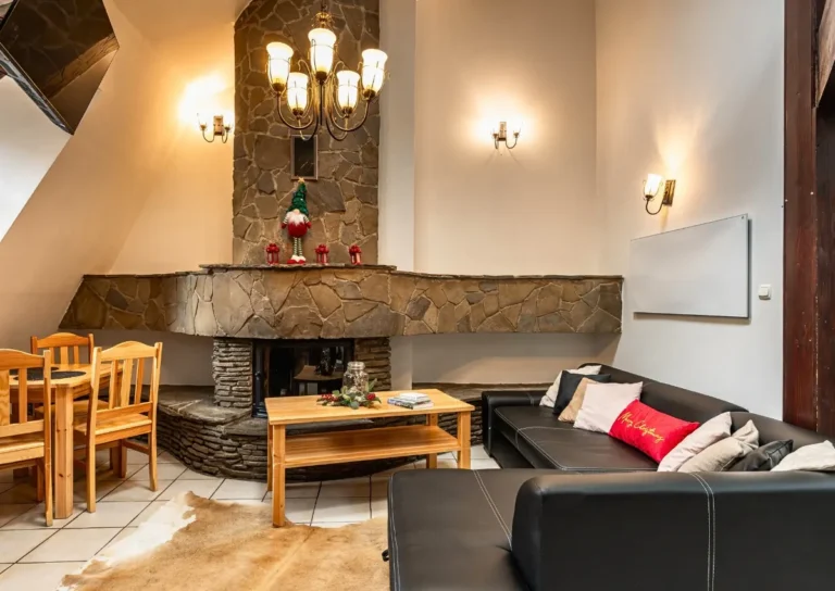 APARTAMENTKOMINKOWY